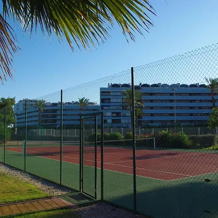 Villa, Famille, Piscine, Tennis, 100m * Saint-Cyprien (Pyrenees-Orientales)