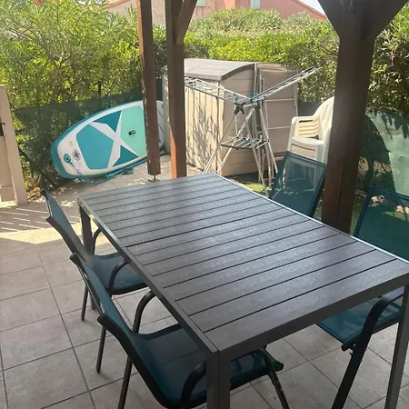 Villa Villa, Famille, Piscine, Tennis, 100m