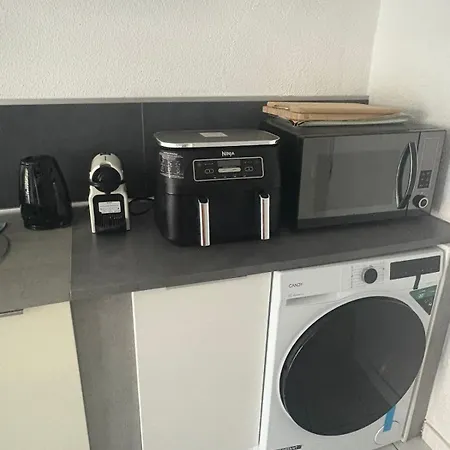 Villa, Famille, Piscine, Tennis, 100m Villa